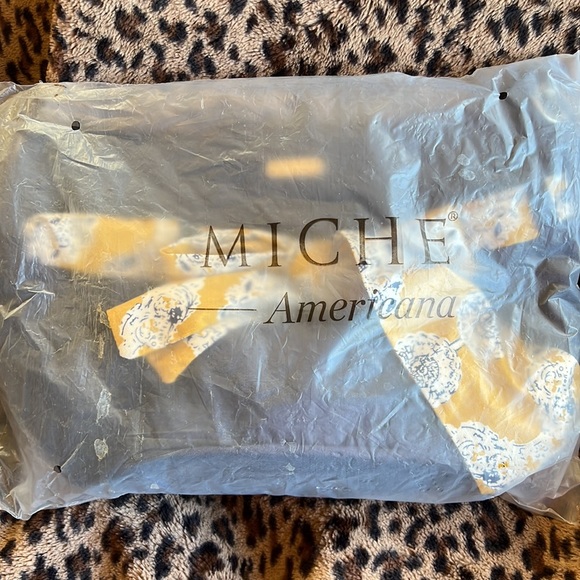 Miche demi Americana with extra tie + white handles - Picture 5 of 5